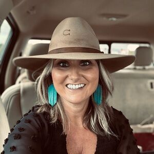 Meet your Posher, Copperhead